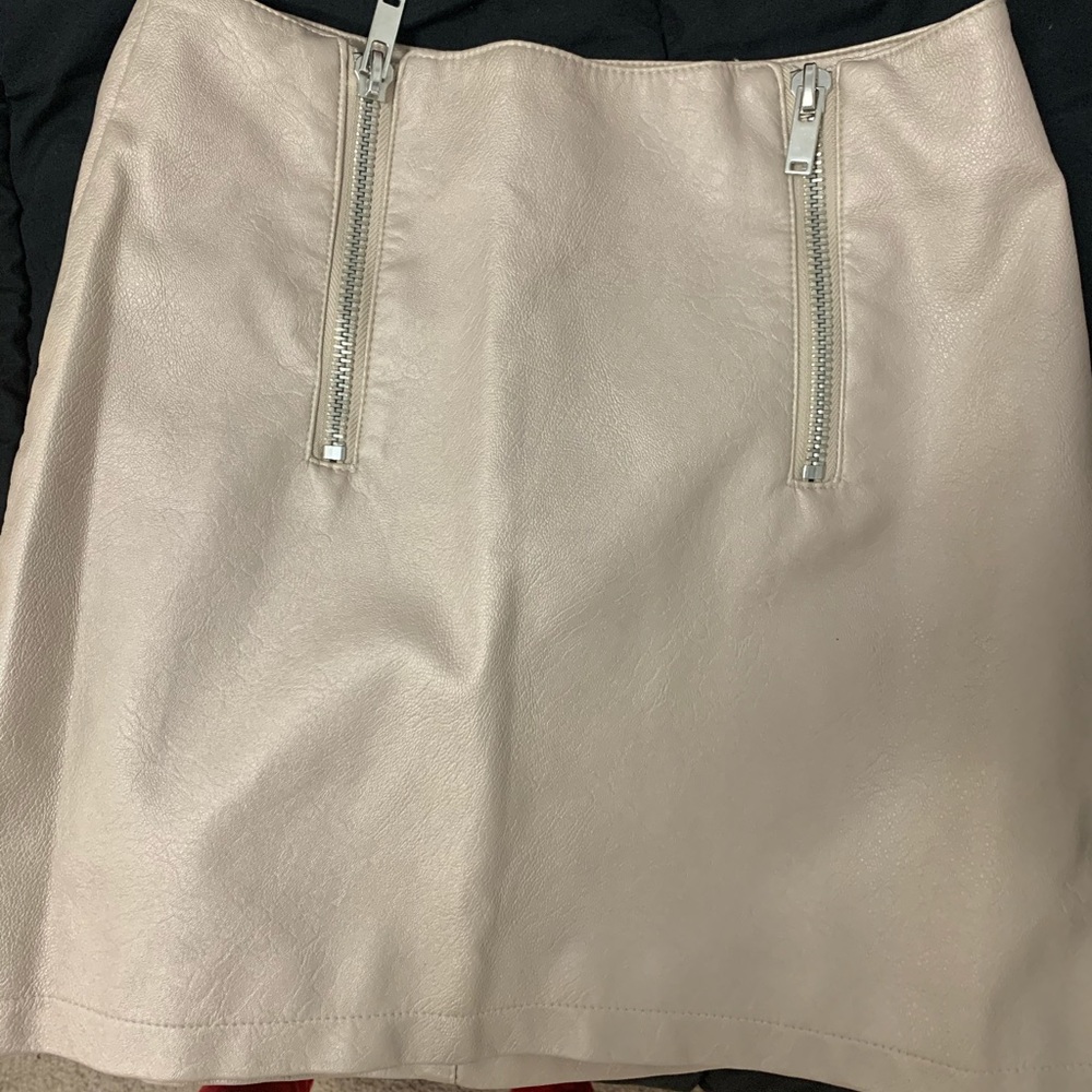 Forever 21 skirt